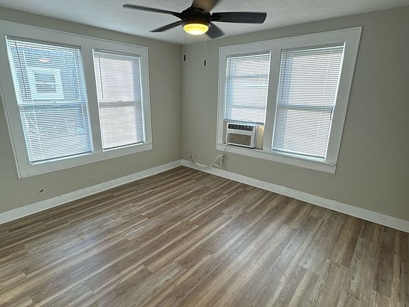 2nd image of 402 Hill St APT B