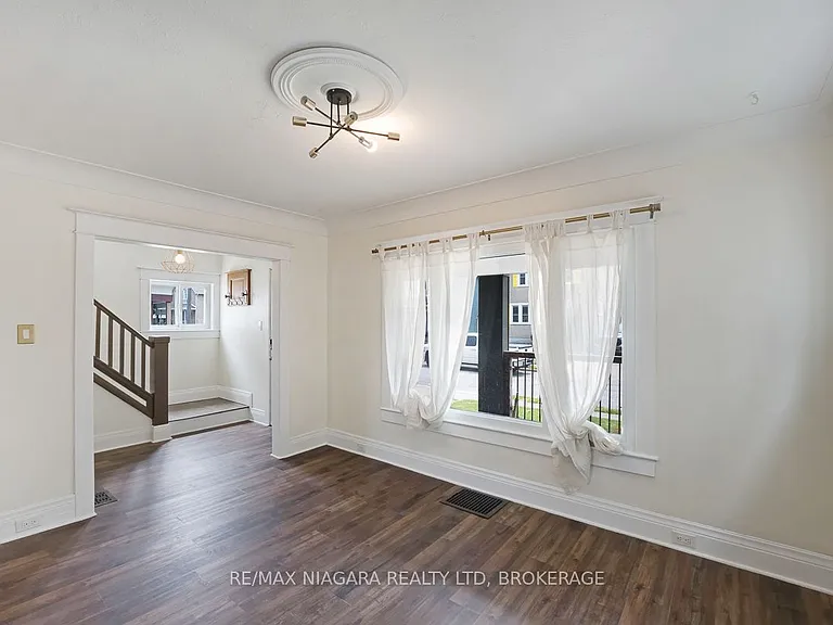 20 Randolph St — Photo 9