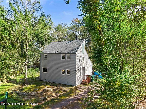 2nd image of 7090 Cypress Ln