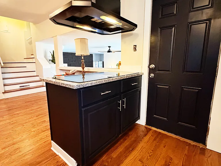 640 W Orman Ave — Photo 26