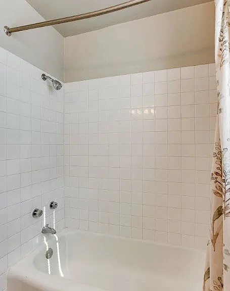 3033 Grand Avenue S. — Photo 10