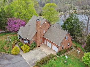 258 Sparks Rd, Advance, NC 27006