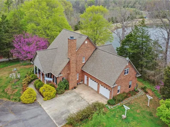 258 Sparks Rd, Advance, NC 27006