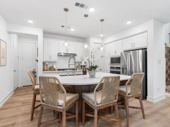 8220 Legacy Trl, McKinney, TX 75071