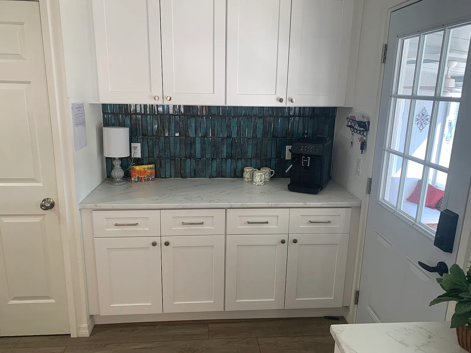 3 bed, 1356 sqft, $2,100 — Photo 3