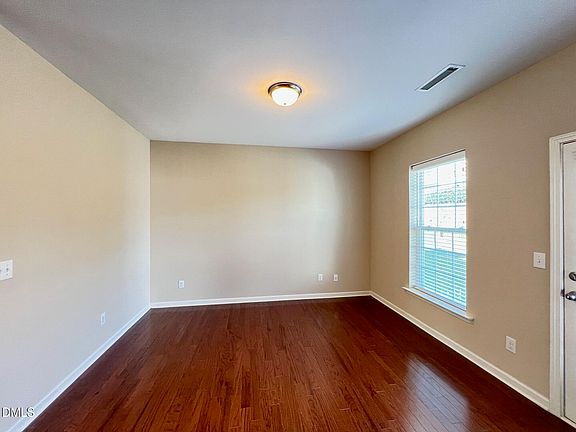 5th image of 1112 Renewal Pl