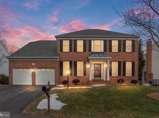 43331 Ritter Ln, Chantilly, VA 20152