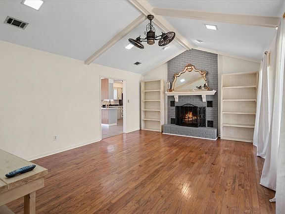 5th image of 82 W Lakeview Dr