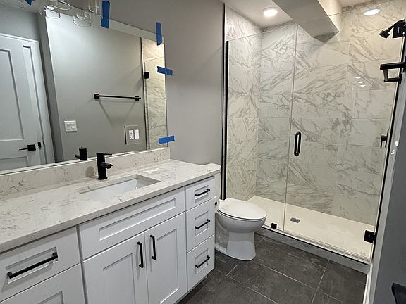 3rd image of 1647 N Fairfield Ave #17274986