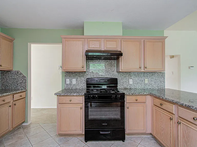 11714 Sweet Willow Ct — Photo 12