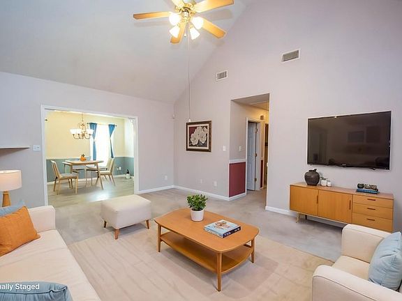 5th image of 115 Oakview Trce