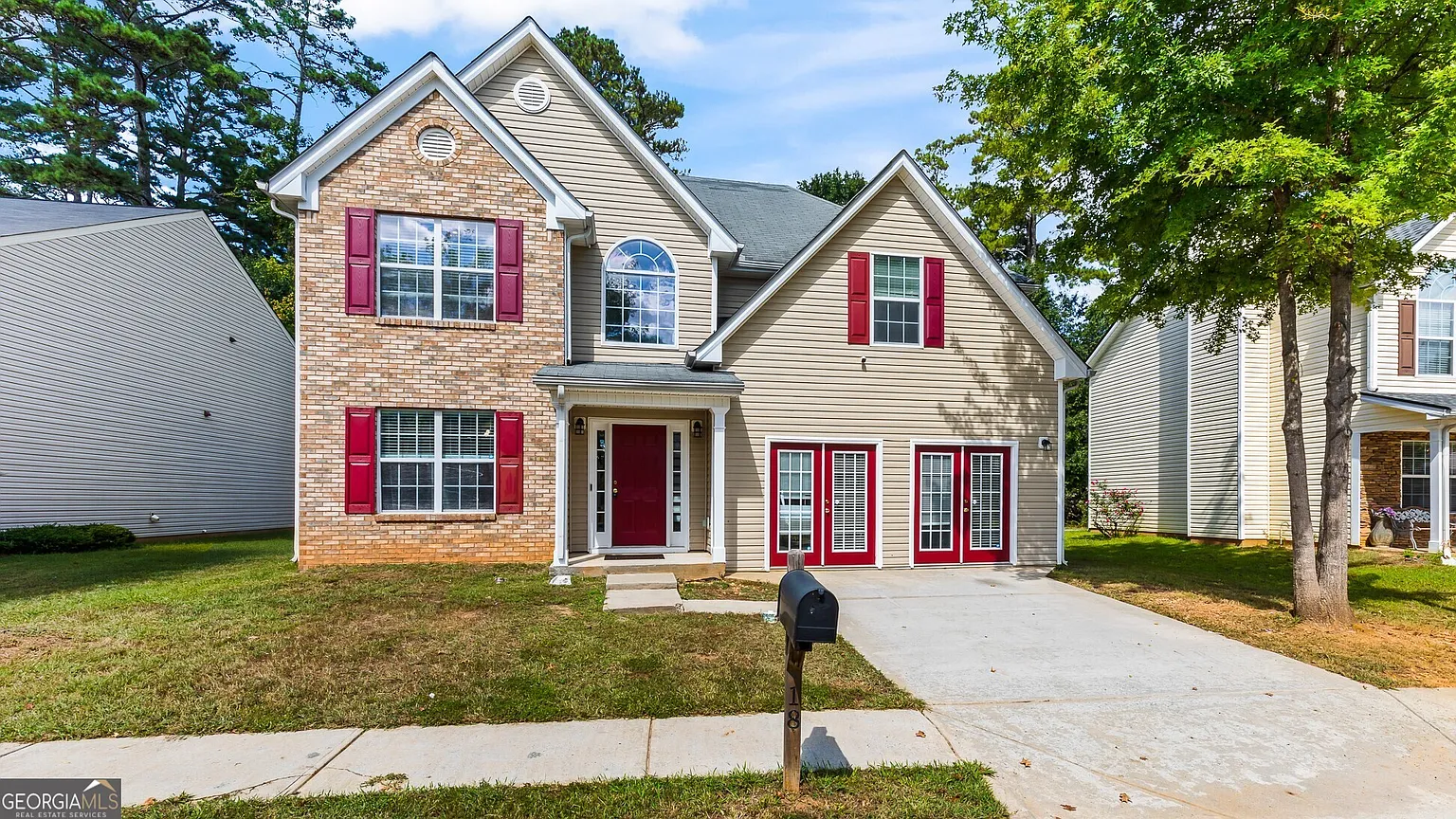 18 Belmont Park Ln photo 1
