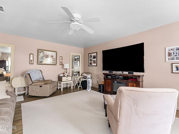 5th image of 116 Melissa Ln