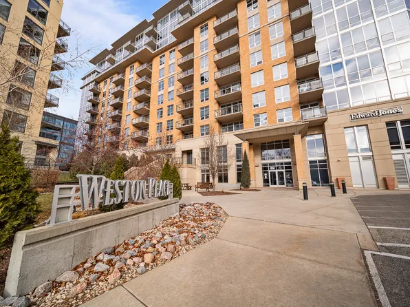 625 N Segoe Rd Unit 807, Madison, WI 53705