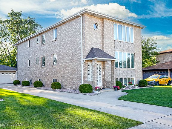 2nd image of 7906 Nordica Ave