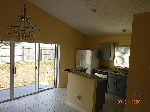 5th image of 2842 Delcrest Ct