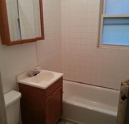3rd image of 5941 N Paulina St APT 5951-1W