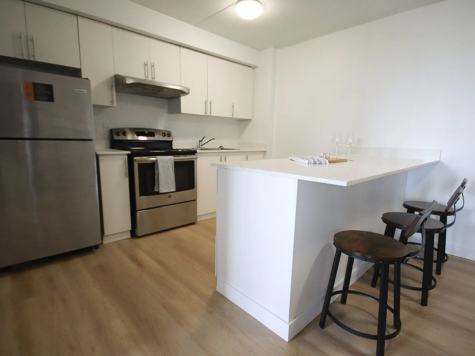 50 University Ave E Waterloo — Photo 2