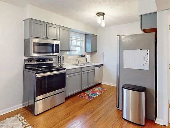 4th image of 7509 Kingsgate Way