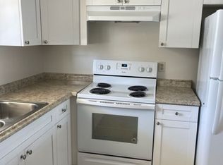 246 Cypress Ln #C12, Lake Worth, FL 33461