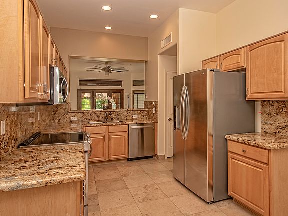 4th image of 8939 E Conquistadores Dr