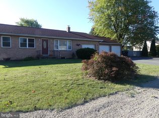 105 Woodlawn Ln, Carlisle, PA