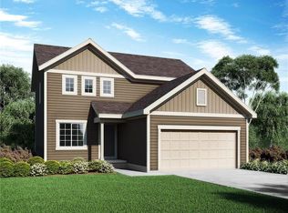 1005 Whipporwill Ln, Oak Grove, MO 64075