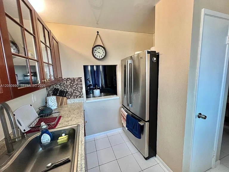 1700 NE 191st St #508 — Photo 8
