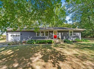 2168 E Singer Rd, North Manchester, IN 46962