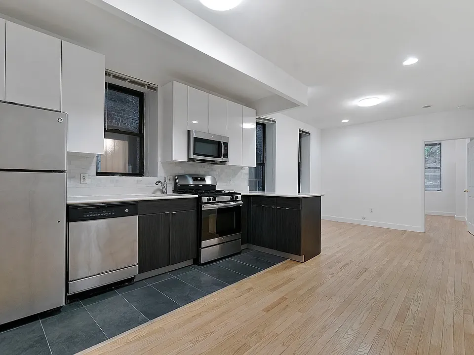 130 E 96th St #1D