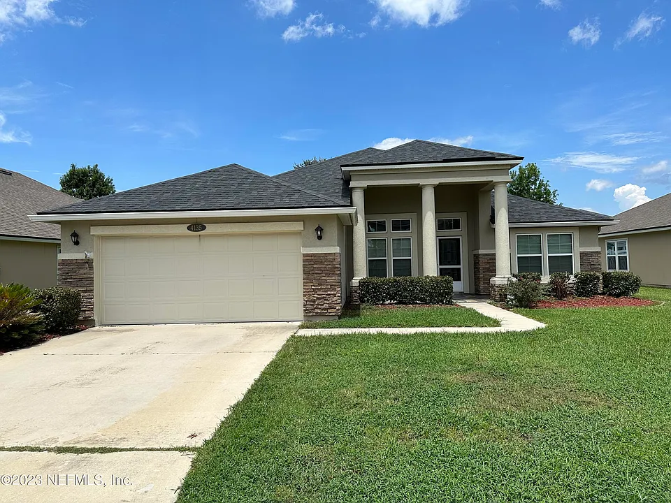 4135 Halifax Ln