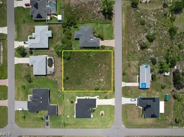 406 NW 5th St, Cape Coral, FL 33993