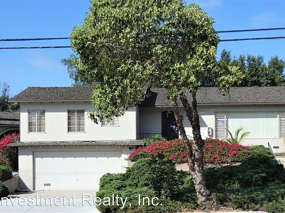 4th image of 3605 Country Club Dr
