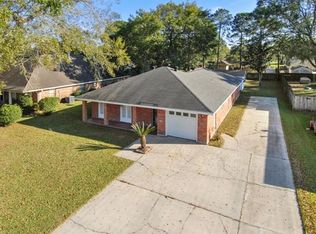 112 Devon Rd, La Place, LA 70068