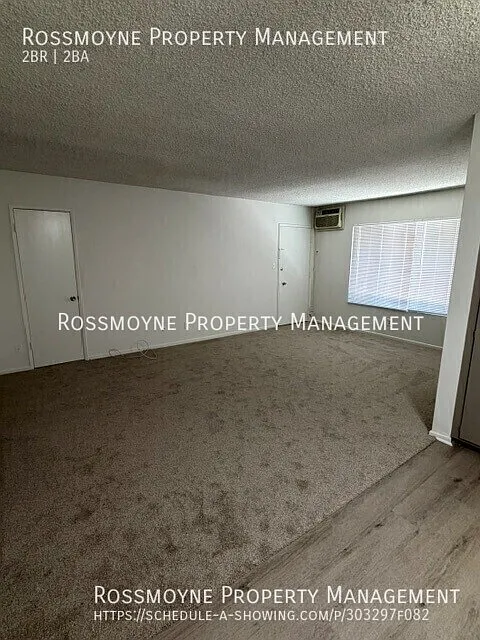 $2000.00 / 2 Bedroom 1 1/2 Bath Upper Unit (Glendale) — Photo 2