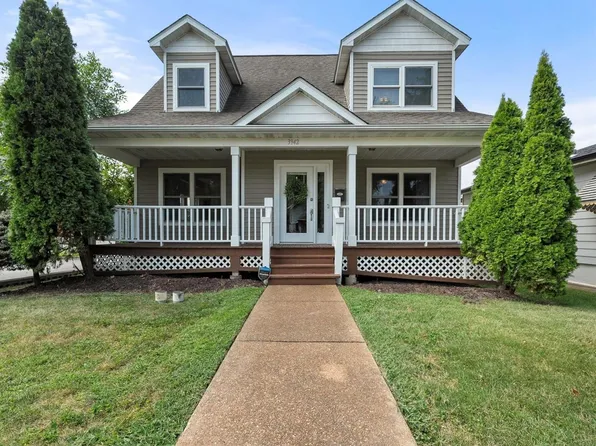 3942 Burgen Ave, Saint Louis, MO 63116