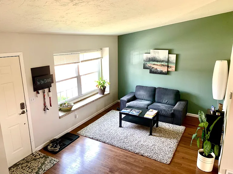 495 Slippery Elm Ct — Photo 2