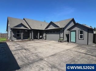 3730 Hemlock Pl SE, Albany, OR 97322