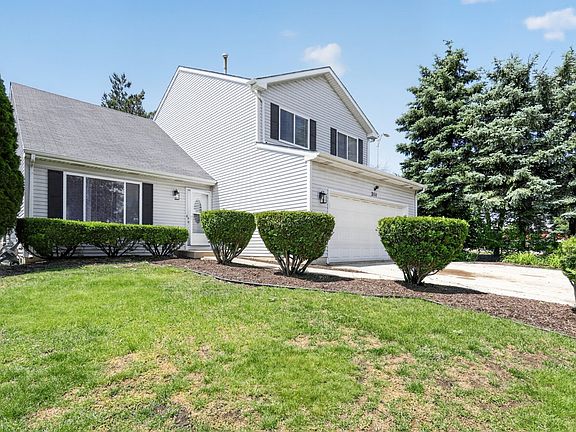 2nd image of 2111 Culver Ct