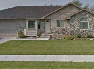 1322 S Ridgewood Dr, Ammon, ID 83406