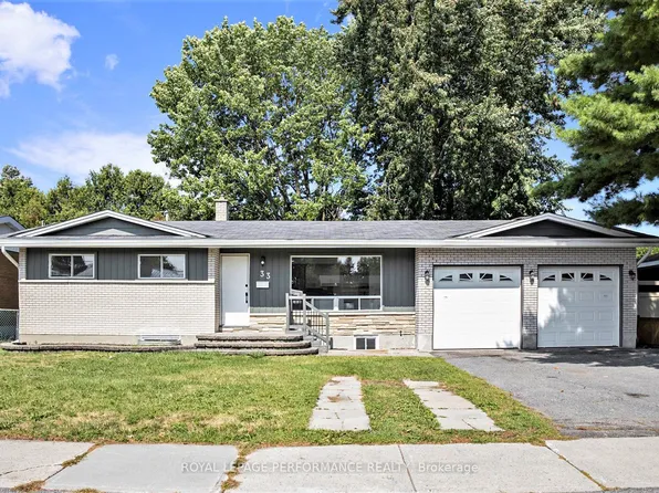 33B Majestic Dr, Ottawa, ON K2G 1C6