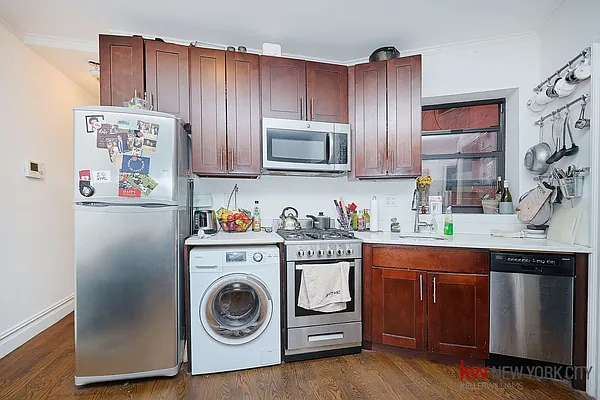 Rented by Keller Williams NYC | media 18