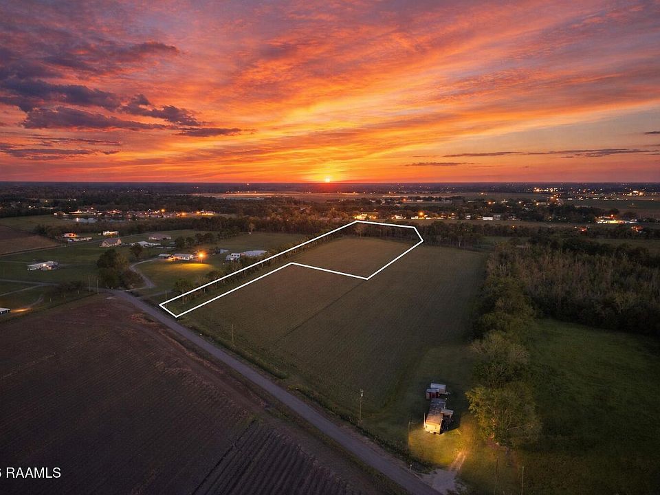 1st image of 1111 Lion Castille Rd