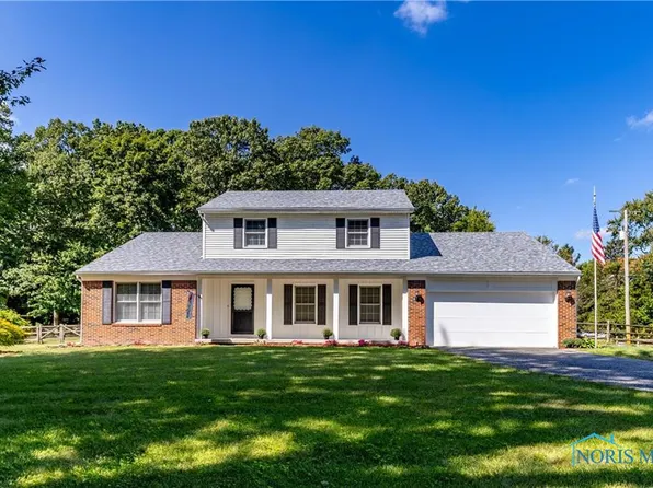 1938 Huntley Dr, Holland, OH 43528