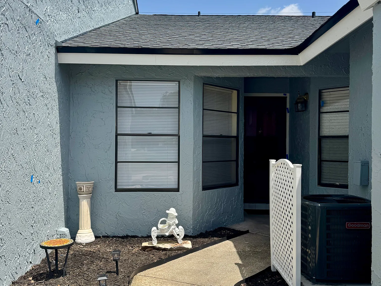 2 bed, 1050 sqft, $2,400 — Photo 3
