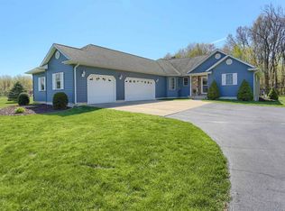 231 W Levi Lee Rd, Warsaw, IN 46582