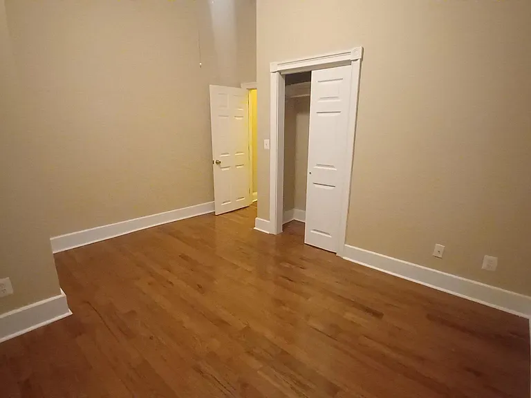 1435 N Franklin St #1 — Photo 5