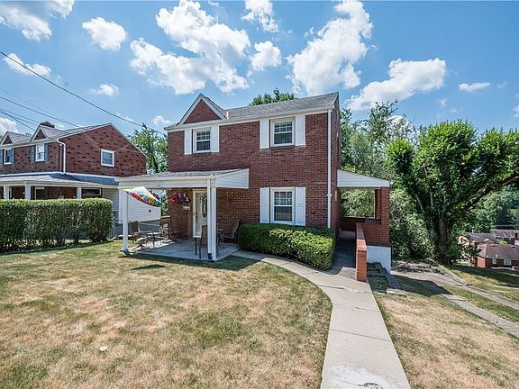 2nd image of 1576 Greencrest Dr