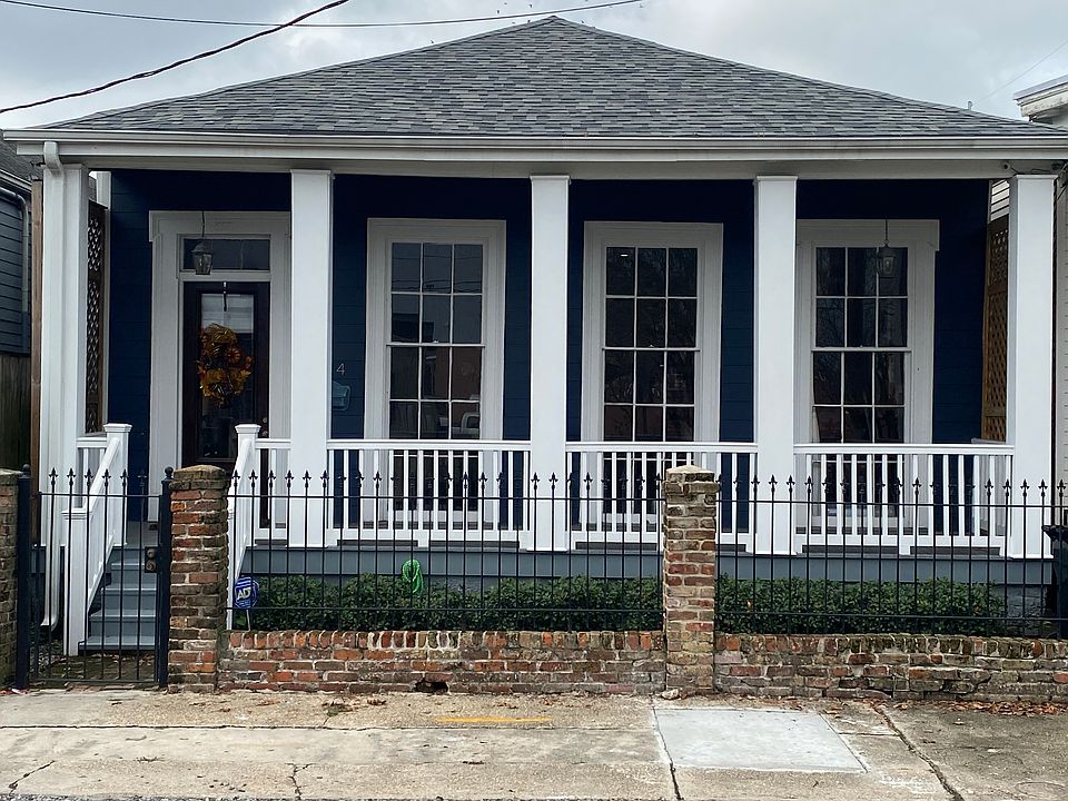 1st image of 444 Soraparu St