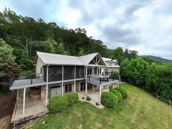 3005 Jump Off Rdg, Hiawassee, GA 30546